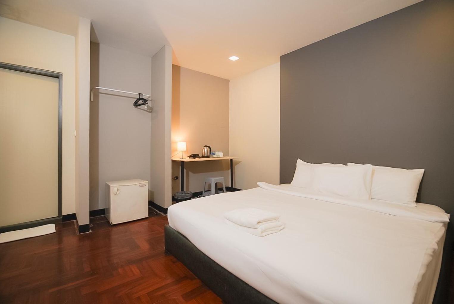 Go Inn Silom - Bts Saint Louis โกอินน์ สีลม - สถานีรถไฟฟ้าเซนต์หลุยส์ X Banguecoque Exterior foto